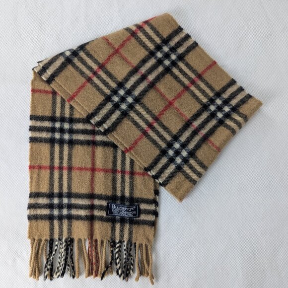 Burberry Scarf Beige – Unisex Lambswool Check – Luxury Winter Essential. - Picture 1 of 7